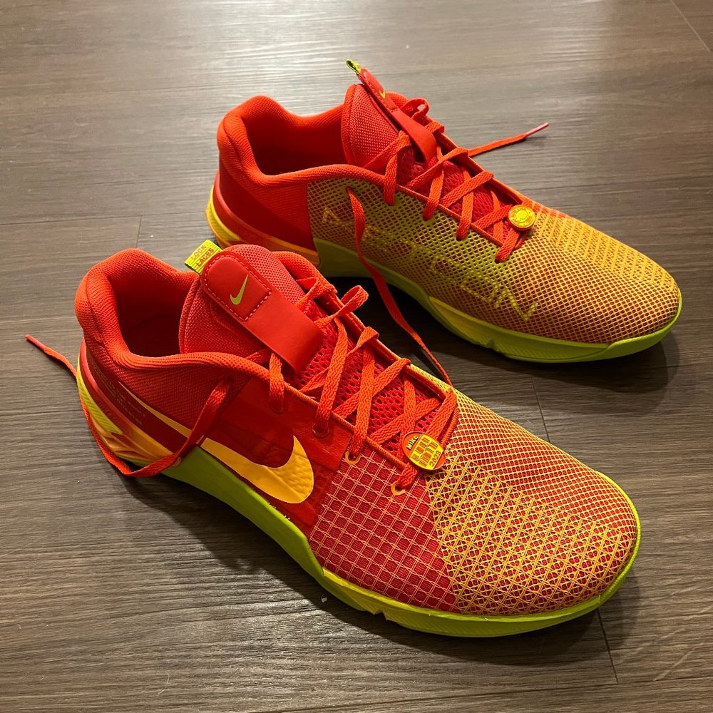 Nike Metcon 8 AMP Training Shoes Picante Red Bright Cactus Sz 13 DV9019-600